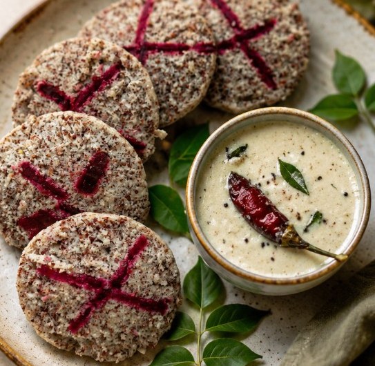 Ragi idli with fresh coconut chutney